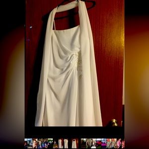 Wedding dress size 18, worn once, paid around 325$ asking 150$